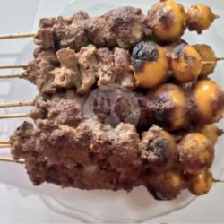 Sate Uritan Ayam Bumbu Kumut Areh