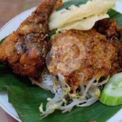 Nasi Pecel   Bandeng Presto