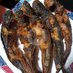 Ikan Goreng Lele