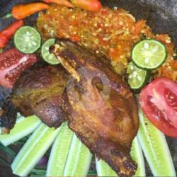 Bebek Sambel Korek Pedas