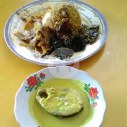 Nasi Tongkol Gulai