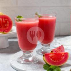 Jus Jambu   Naga Merah