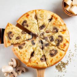 Magic Mushroom Pizza