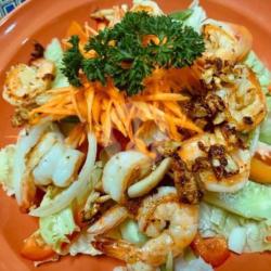 Garlic Prawn Salad