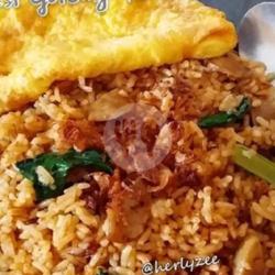 Nasi Goreng Tambah Telor Dadar