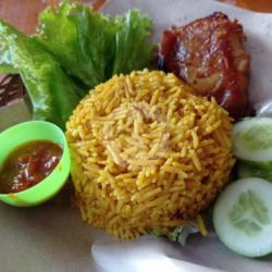 Nasi Kebuli Ayam Panggang