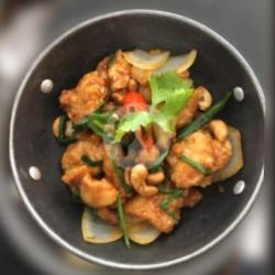 Chicken Cashew Nuts Medium