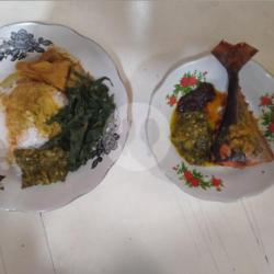 Nasi Tongkol Asam Padeh