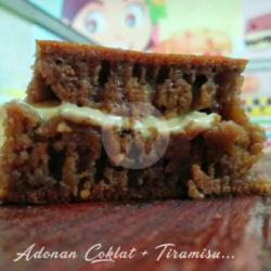 Terang Bulan Adonan Chocolate White Chocolate