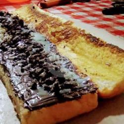 Roti Bakar Toping Coklat