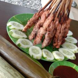 Sate Ayam   Lontong 5 Tusuk