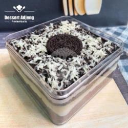 Dessert Box Premium Cheesy Oreo