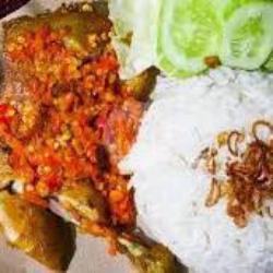 Ayam Penyet Sambal Gledeg  Nasi