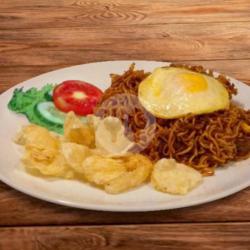 Mi Goreng Sosis   Telur Ceplok