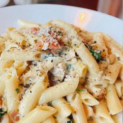 Penne Chicken Creamy Mushroom