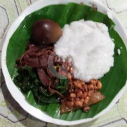 Bubur Gudeg Sambel Goreng Telur