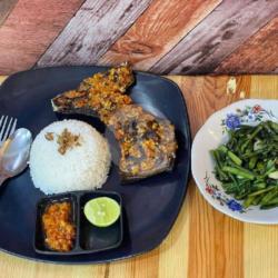 Paket  Rahang Tuna Bakar Ikomaoo