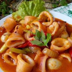 Sotong Asam Pedas Free Teh Kotak