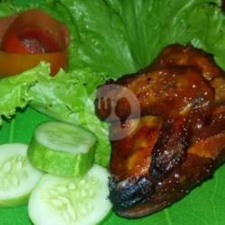 Ayam Bakar Dada   Lalapan Dan Sambal