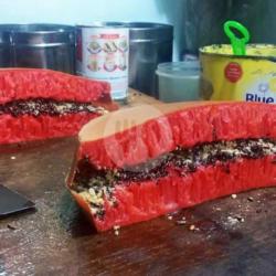 Kismis Kacang Red Velvet