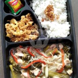 Bento Sapo Ayam Sayur Asin