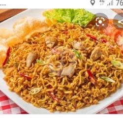 Mie Goreng Petir Telur Dadar