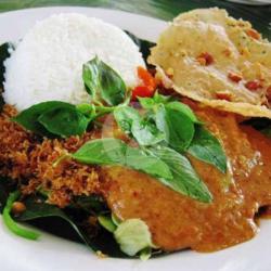 Nasi Pecel   Bakwan Jagung