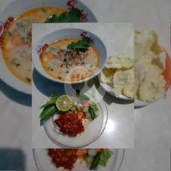 Soto Betawi Kikil/kaki Sapi