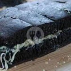 Martabak Manis Black Forest