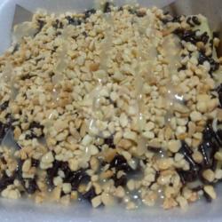 Pancong Lumer Hazelnut   Kacang