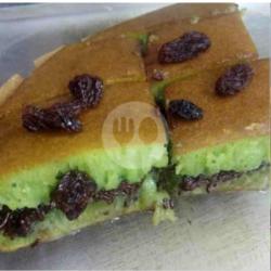 Martabak Kismis Coklat