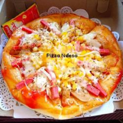 Pizza Jagung Manis Sosis Kornet Mozarella