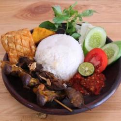 Nasi 2ampla Ati Tempe Tahu.