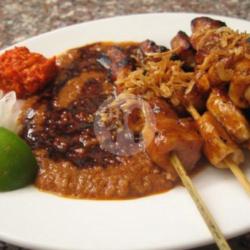 Sate Kambing Bumbu Kacang