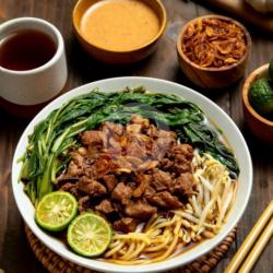 Mie Kangkung