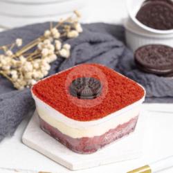 Dessert Red Velvet Cake Mini