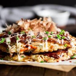 Okonomiyaki Tuna ( 8 Slice/potong )