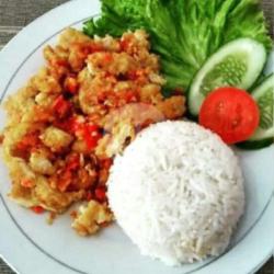 Ayam Geprek Sambal Hitam/kecap