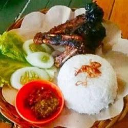 Nasi Uduk   Bebek Bakar   Sambal Super   Lalapan