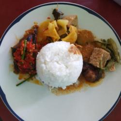 Nasi   Ikan Goreng Cabe Merah