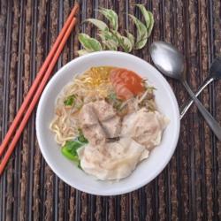 Bakso Pangsit Urat