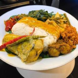 Box Nasi Ikan Gulai