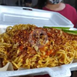 Indomie Goreng Becek