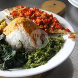 Nasi Padang Kembung Balado