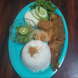 Bandeng Sambal Jabrik Dan Nasi