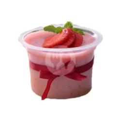 Puding Strawberry