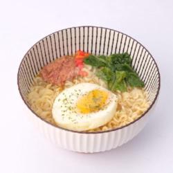 Indomie Kaldu Telur Kornet