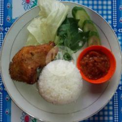 Ayam Penyet Paha Atas   Nasi