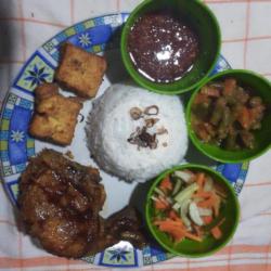 Nasi Putih Special Ayam Bakar.