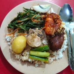 Nasi Kari Lengkap